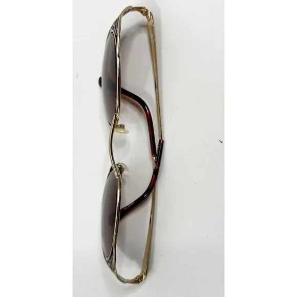 Vintage Women Tura Gold Frame Tortiseshell Oval Glasses Sunglasses EUC Vintage womens oval tortoise shell eyeglasses | Mercari main image 3